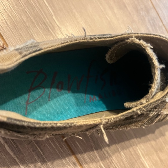 Blowfish 7.5 slip-on camo sneakers - Picture 4 of 7